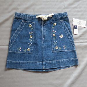 GapKids Girls Denim Skirt w/Embroidered Flowers and Butterfly   Size 4   NWT